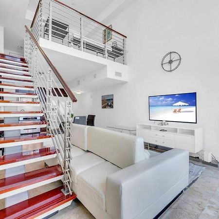 Amazing Loft Style 1 Bed With Water And City Views Villa Miami Eksteriør billede
